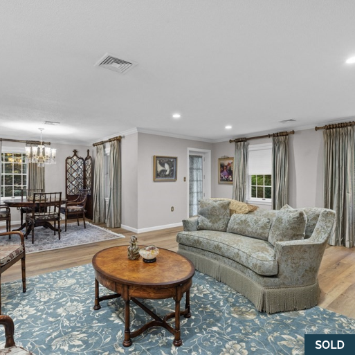 Living room at 70 Weatherly Drive #101 in Salem, MA